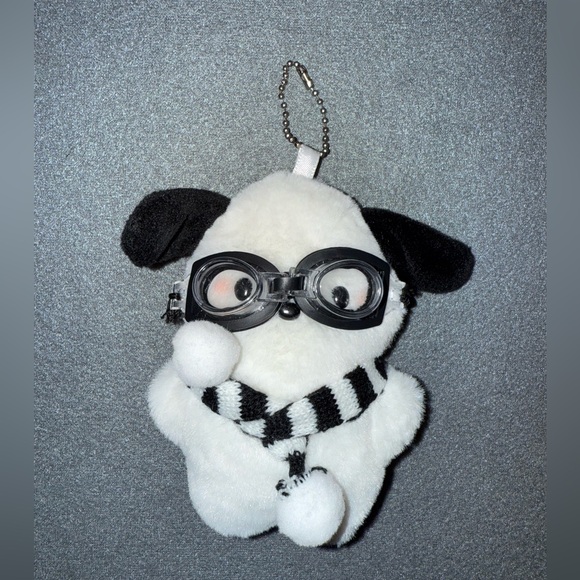 Sanrio Accessories - Pochacco Plush keychain
